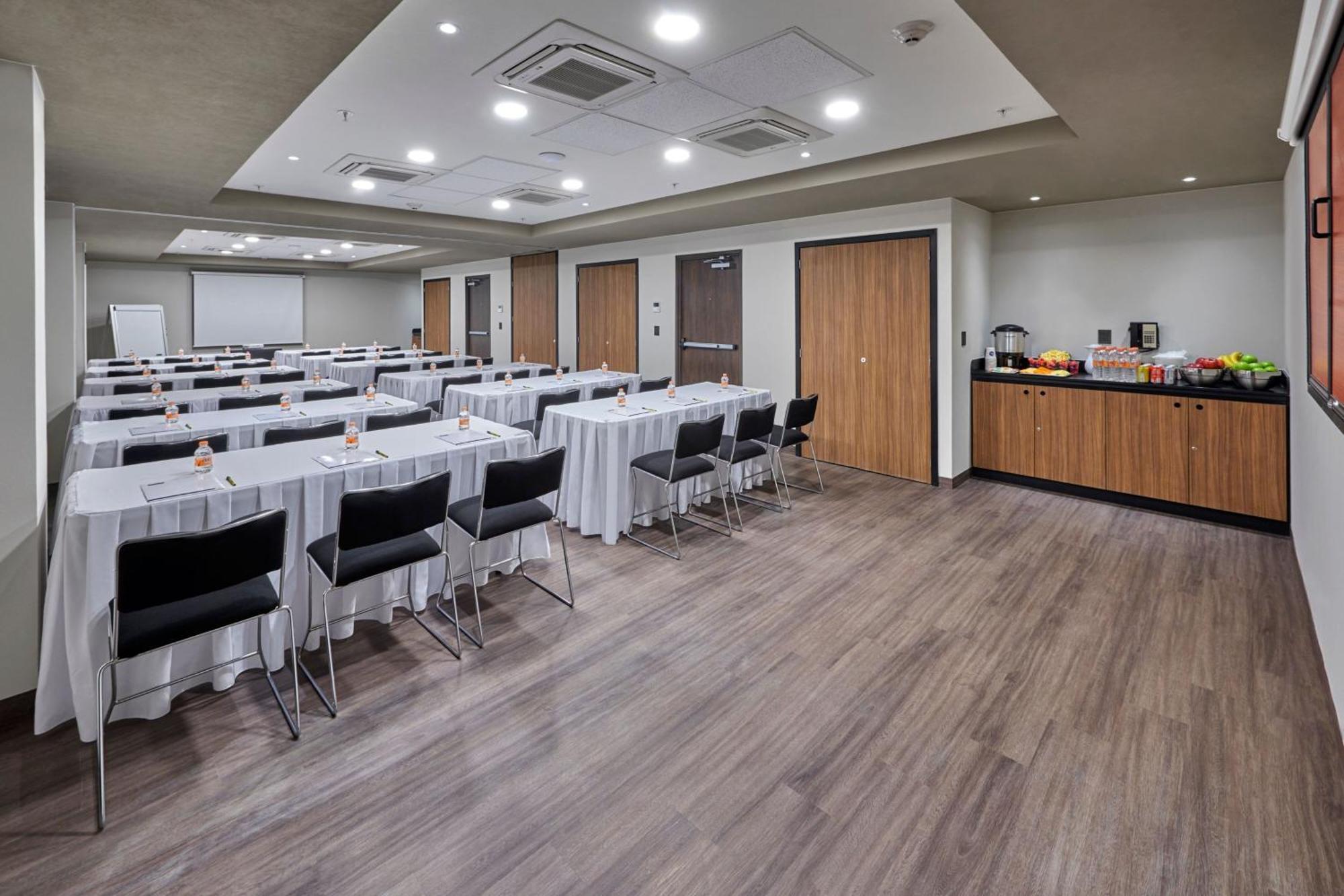瓜伊马斯城市快捷酒店 外观 照片
